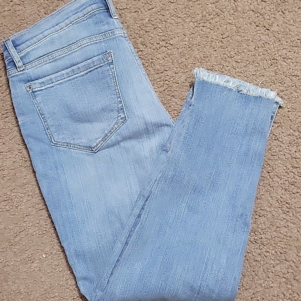 Kensie “The Effortless Skinny Crop” Jean Size 10/30